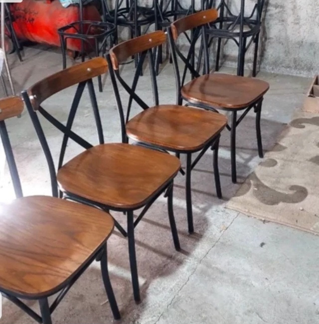 ست دونفره ناهارخوری فلزی سورنا مدل لهستانی