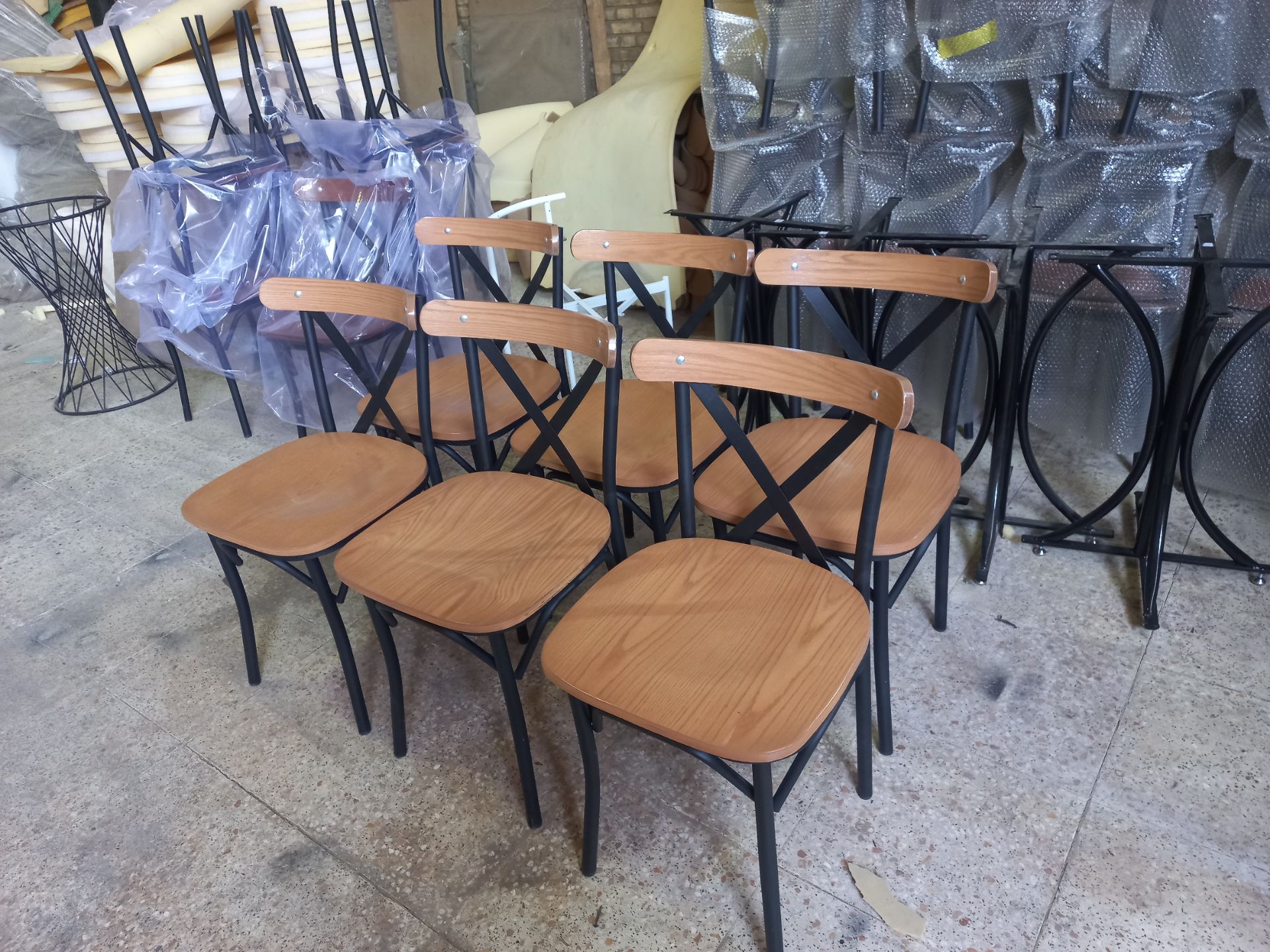 صندلی نهارخوری فلزی مدل لهستانی
